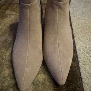 Belle-Vito Pointed Toe Taupe Suede Ankle Booties. NWOB